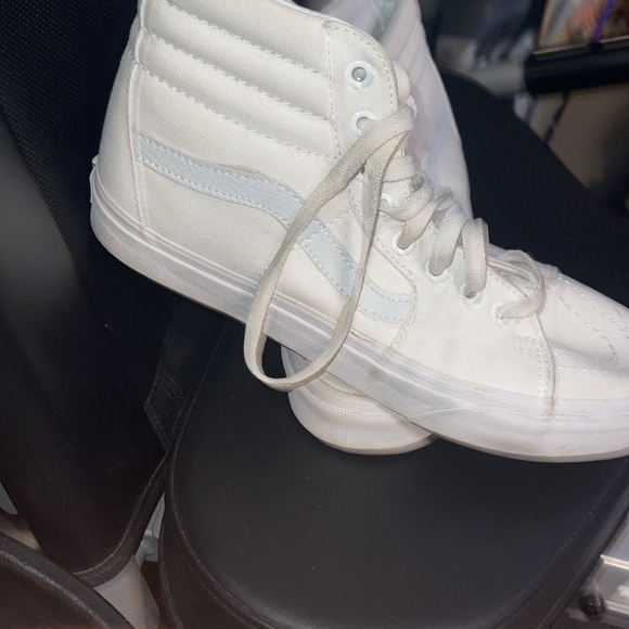 White vans, tennis shoes Unisex - Picture 2 of 6